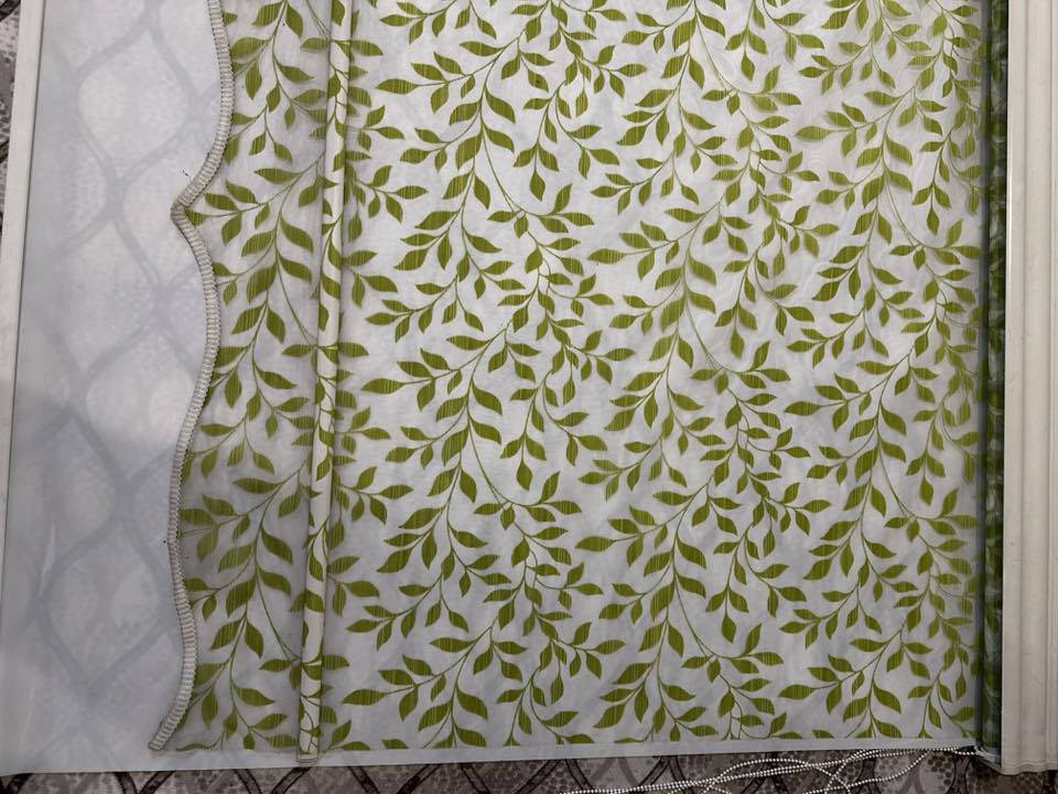 ستارة رول بنقشة أوراق – جديدة
📏 المقاس: 1.5 متر عرض × 3 أمتار طول
🪟 سكّة ثقيلة وقوية
🌿 قماش خفيف يفلتر الضوء بنقشة أنيقة
📦 جديدة – فقط تم شراؤها ولم تُستعمل (السبب: ما عجبتني)

💰 السعر: 50,000 دينار فقط

جاهزة للتركيب فورًا — فرصة ما تتعوّض �

تواصل على الرقم :***********
