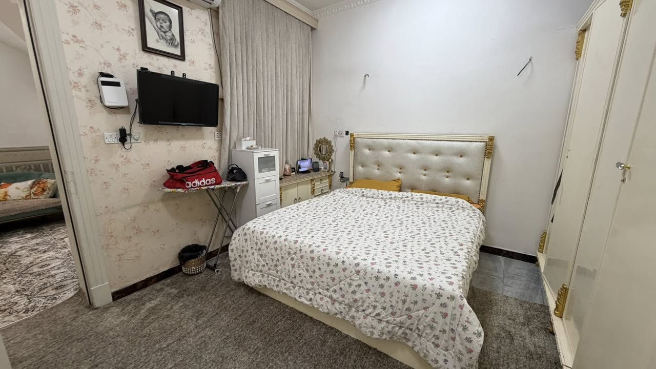 غرفه نوم تسكام ٧ قطع صبغ سيارات تبني نظافه ٩٥٪؜  العنوان : كربلاء.     ***********
