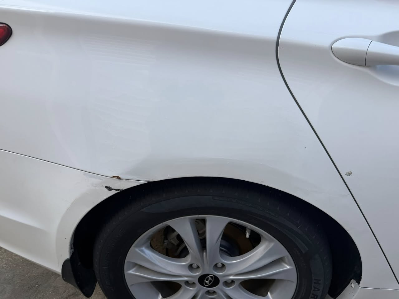 سلام عليكم سوناتا رقم بغداد خليجي موديل 13 ماشيه 170 كير محرك جديد مواصفات تحكم ستيرن شفتات اشاير بلمري حساس شاشه كبيره كشن كهرباء رقم بغداد الجديد ب اسمي بيهة تكحيل بلجاملغ الخلفي الدور لايت زنون مكان السياره بابل بكرلي 
***********
معروضه ب 138
