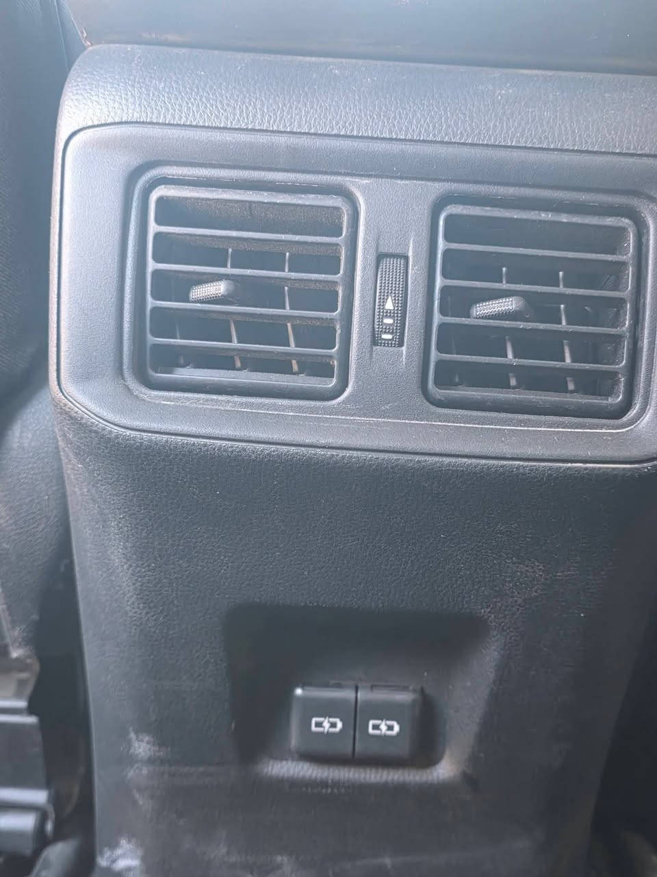 🔴🔴للبيع فقط🔴🔴
RAV4✈️
الموديل::2024
المواصفات::XLE
هايبرد🔋
الضرر::بابين مبدل فقط(عكس السايق)
الممشى::41الفmi فقط
[[البجم كبس]] 
تشغيل عن بعد 
وارد امريكي 🇺🇸
الموقع::كركوك 
السعر::215وبي مجال 
للاستفسار::***********
