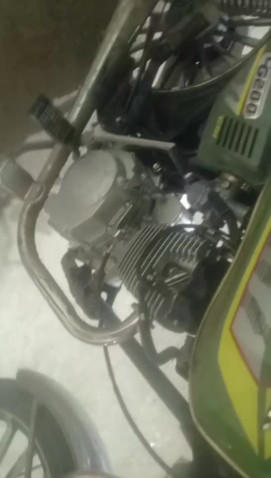 السلام عليكم دراجه للبيع 25 اوراق كامله دراجه خير من الله بس عوزه ترتيب اني هامله
المكان بغداد العبيدي متواجد خاص وسمكرت وتساب ***********
