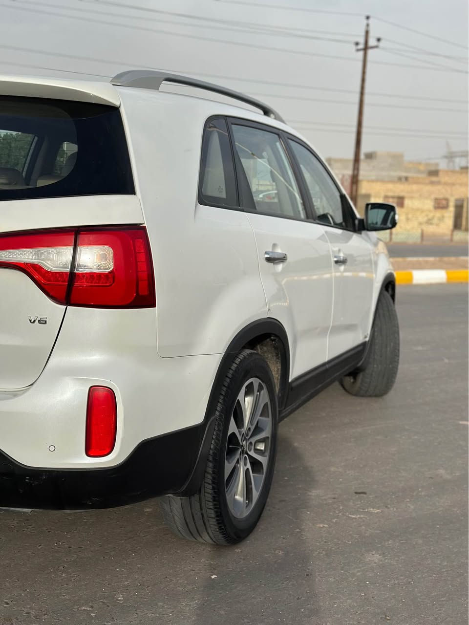 السلام عليكم 
سورنتو ٢٠١٤ خليجي ٦ سلندر فول مواصفات بانوراما للاخير السيارة جيديدة بحالة الوكالة ماشية ٣٠ الف حقيقي 
سعرها ٢٢٠ للاستفسار اكثر الاتصال ع الرقم 
*********** عمارة, ميسان
