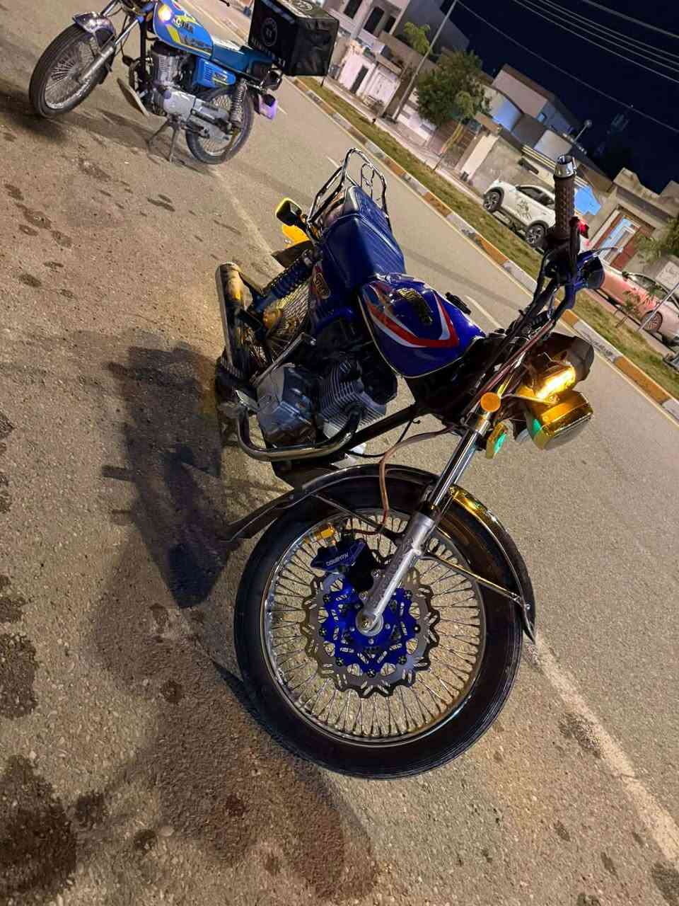 سلام عليكم شباب دراجه للبيع موديل 25 نامي برو محرك 125 دراجه نضيفه خير من الله السعر 800 وبيها مجال الاستفسار ع رقم خاص أو رقم ***********
