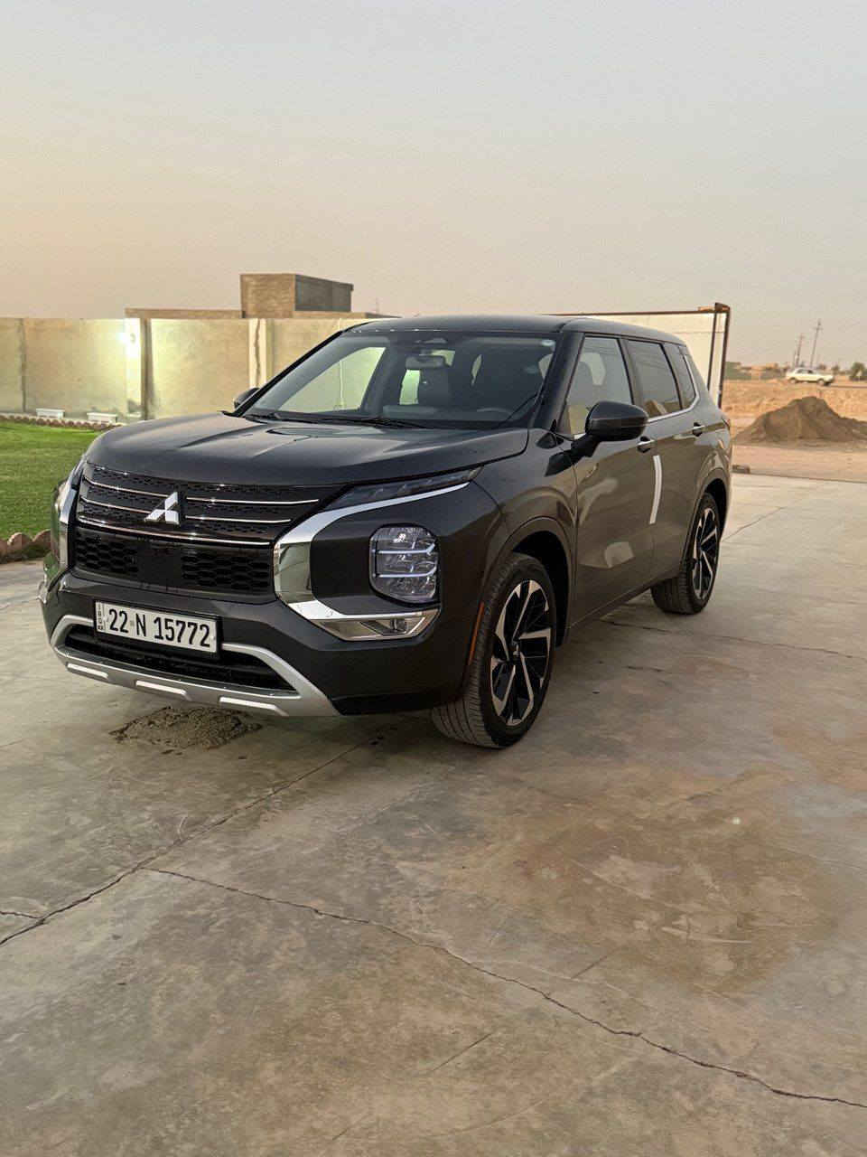 مستبوشي اوتلاندر 2024 se فول عدا الفتحه بدون صبغ بارد بلبونيد ارباك استيرن وتكمه فقط بجم بلادي رقم اربيل 7 راكب ماشي 51 الف جديده عله وضع الشركه للستفسار الاتصال او مراسله وتس اب ***********
