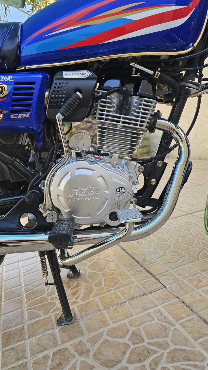 لبيع نامه برو هونزده موديل 25 دراجه كلشي بيهه بلاد حته تايرات شرط مكفوله من كلشي بشرط خاص او اتصل ***********
