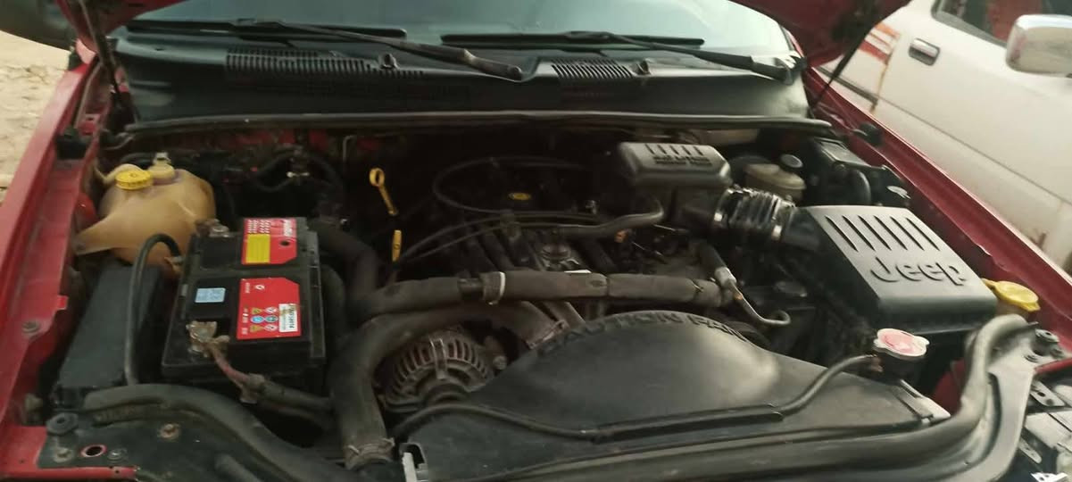 سلام عليكم جيب كراند لاريدو موديل 2000 مال جناي  بدون رباكات سليمه فول موصفات لمتدد شرط نظافه ((6 سلندر جاهزه رقم شمالي بسمنا تريد تحويل تريد مداور كفاله حداديه وره ولمدام جديد  تخم تاير بتري مكينه وكير واكسنات مكفول كهربائيات بلادي تبريد ثلج تدفه كامره مضخم صوت منضومه كامله بنزيل باركود نظام حديث *********** مكان الديوانيه حمزه شرقي سعر70;بيها مجال بصيط
