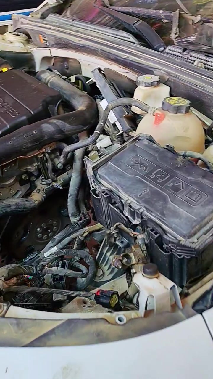 المركز التقني لصيانة الكير الأوتوماتيك ⚙️🚗
 جانب من عملنا لسيارة ماليبو 2024

📍 عنوان الورشة:
بغداد – شارع مطار المثنى قرب معارض الطوبجي
📞 للتواصل: ***********
👤 الإدارة: رضا
