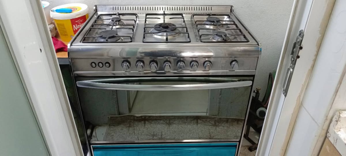 تەباخی فرێش 5چاوفڕن زۆرمەزبوت لەسلێمانی سعری 150هەزار السليمانية, العراق


**إذا كنت صاحب هذا الإعلان وتريد حذفه لأي سبب، رجاءا أرسل رسالة إلى الدعم الفني**