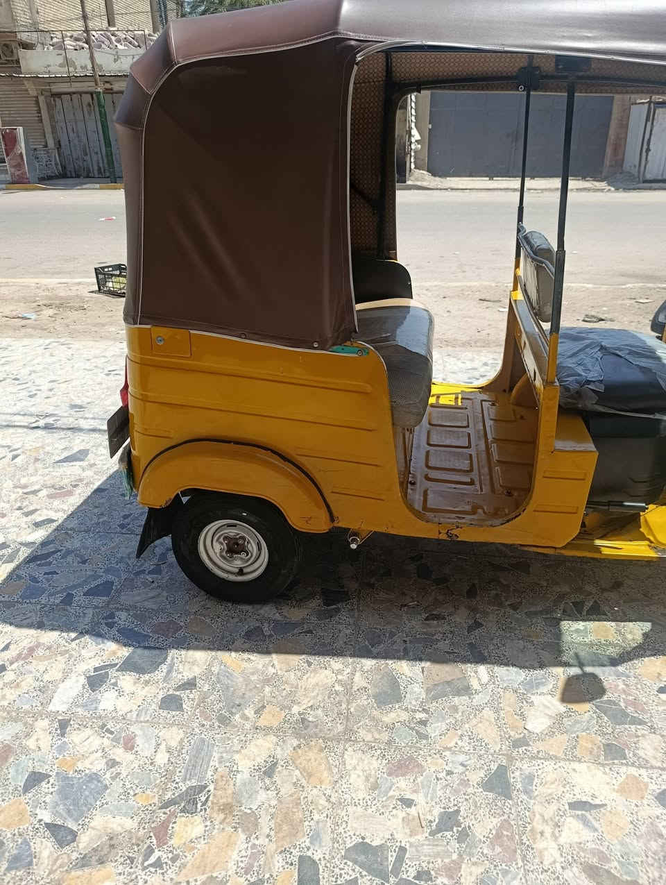 شباب تكتك 19 دخول 20 خير من الله فقط صبغ بيها وموضح كلشي بلفديو محرك 20 مكفول تكتك مال جناي خير من الله 
استفسار وتساب او اتصال *********** مكاني بغداد كريعات

