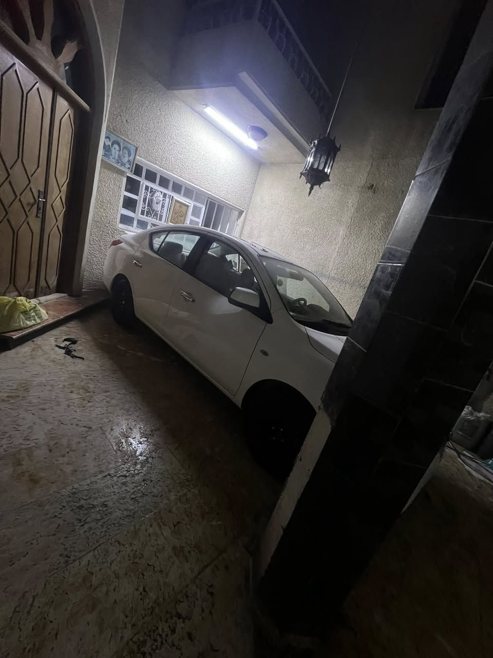 سلام وعليكم شبابنه الطيبين هاي نسان سني هندي فول قطعتين تبريد جام كهربائي سياره ماشيه 20:/سياره خت زيرو دوشمه عمه سياره الف ما تصرف عليه سياره كير وميكينه وصدر كله كفاله/سياره بيه ملاحضه بصيطه بيه طخه بصيطه يم قبق البنزين والباقي كله كفاله /سعر السياره 129بيه  مجال حك الجيه وشراي بخدمته /عنوان سياره بغداد المشتل حي راسه/
وهاذه رقم التليفون /***********///التوضيح سياره رقمه شمالي بسمي/
