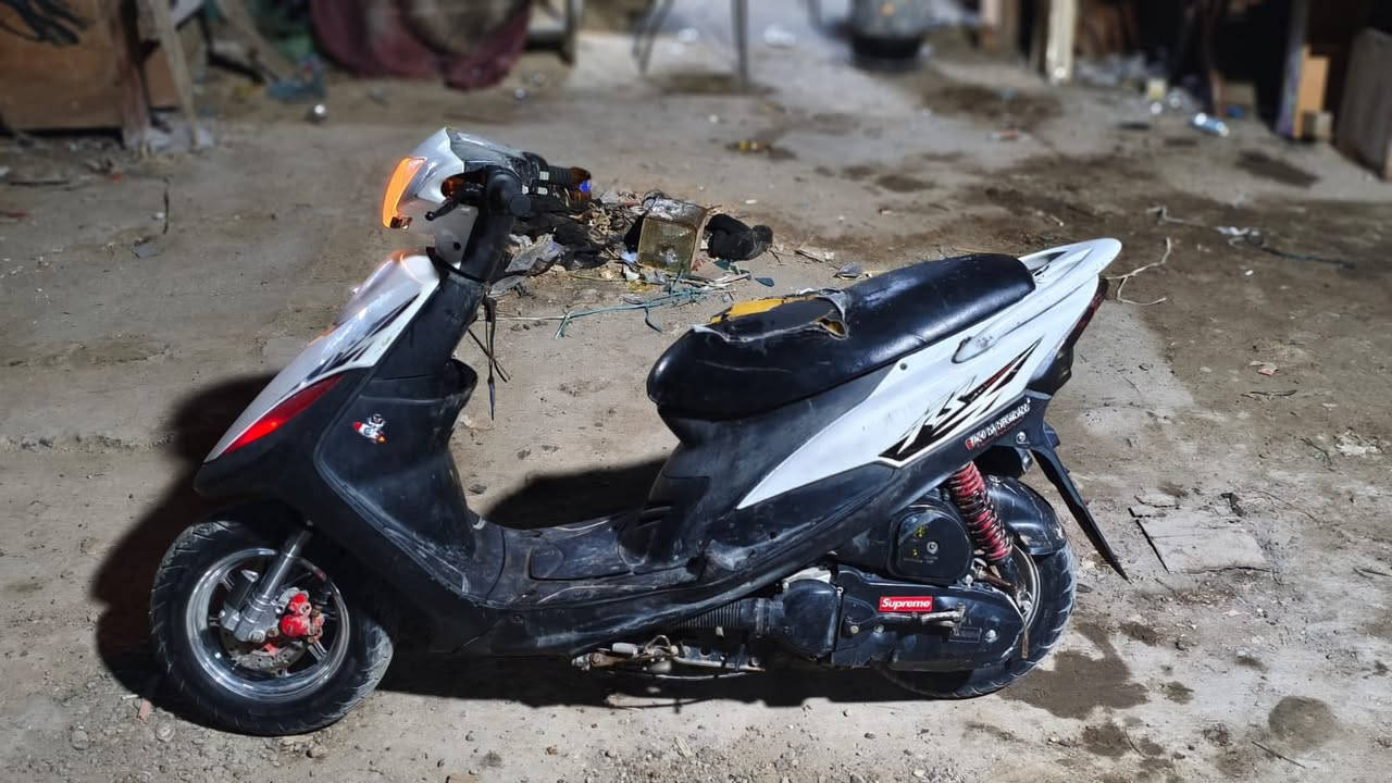 سلام علكم دراجه ماكس عدله 
اللبيع بوشه بلادي 55 دراجه 
شلعه معدل 120حقيقي 
وياله رياضي صدر رياضي 
صلنصه اف ام رياضي 
السعر 650
التواصل *********** 
واتساب 
العوان بغداد حي أور
