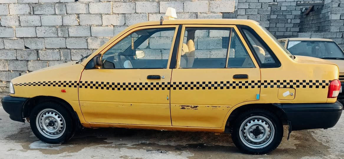 السلام عليكم سايبه للبيع موديل 11 سياره حلوه مقفوله مكينه وبير عالشرب تخم تاير حداديهه مصفره هيئه غرامات ثانويه 30 رقمها ديوانيه سعر 28 اتصال على هذا الرقم*********** عنوان نجف
