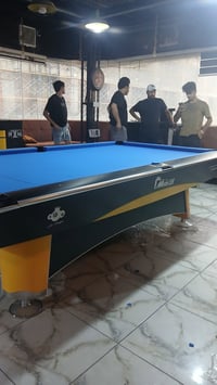 بليارد جديد • أصفر وأسود • كمية محدودة