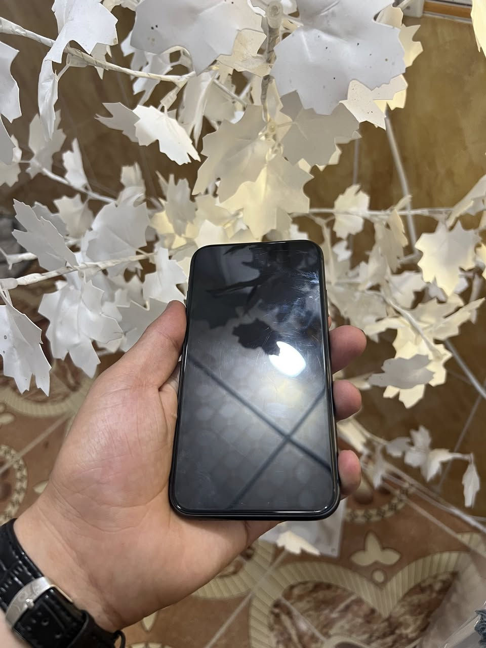 Iphon 11duu camera
128g 
1sim 
Patre 81 
موبايلةكة هيجي نة گوراوة و دةسكاري نة كراوة هةموو شتيكس بيلادية و هيج عيبي نية فقد وردة شوختي كةمي هةية 
سعرةكةي ٢٤٠ هزار ❤️
بۆ داوا کردن نامە بنرن تکایە 
***********
