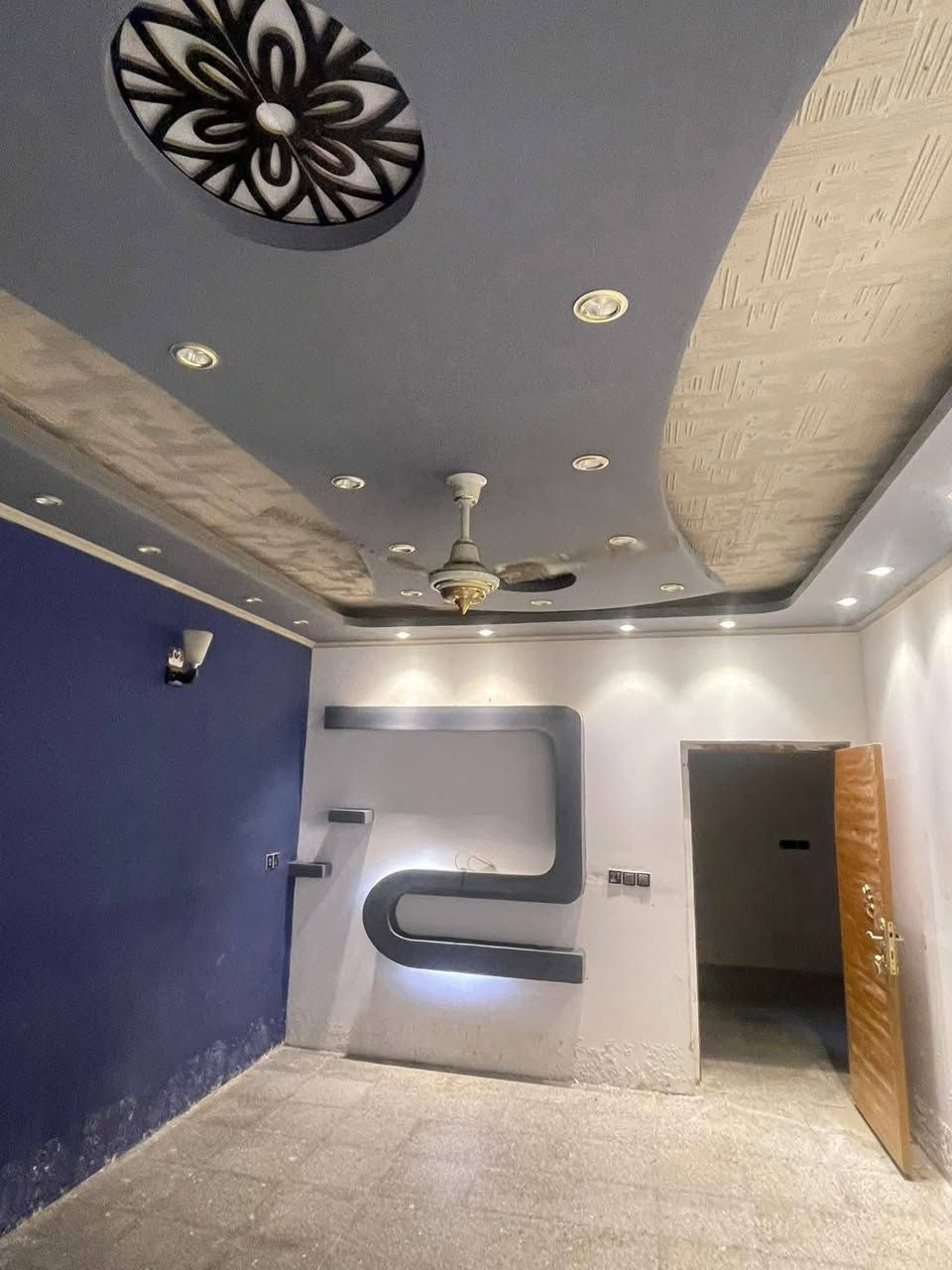 السلام عليكم ورحمة الله وبركاته 

مشتمل للايجار بناء نظيف /المساحه /150 م طابق واحد /الموقع /حله /الاساتذه /خلف شوؤن العشائر /قرب مدرسه ابن سكيت /
🔅⚜️🔅🔅⚜️⚜️⚜️🔅🔅🔅⚜️⚜️🔅
السعر /350 
يتكون البيت من :مطبخ -صاله -كلدور-غرفه -مجمع صحيات -طارمه 
مستعدون لااستــقــبال جميـــــــــع عــــــروضكـم العــــقـاريـــه 
اشـــعنــدك للــبيع او اللإيـــجار. دار. هــيكل. قـــــطع. بـــستــان.  مــزرعـه. دار.مطلــــــوب للمصـــرف .دار قـسـاط مــع ادق تــفاصيــل والـصــــور
واتساب 📩📩 او زيارة المكتب🙋🙋
#متابعه للصفحة ليصلكم كل ماهو جديد
📍📍#مجسر الطهمازية.مجاور المصرف العراقي الاسلامي
☎️مروان القريشي***********
                          ***********
