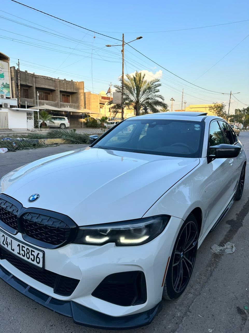 سلام عليكم
بيئم 340 M بكج اصل 
المديل 2022

السياره جديده بمعنى الكملة ومابيه اي نقص ونصبت احلى من صوره بهوايه 

ماشيه 58 الف 

السياره بيه 4 قطع صبغ سطحية طخه 
بدون ايرباك 
المكان : بغداد 

الهاتف. *********** 

السعر 265 وبيها مجال
