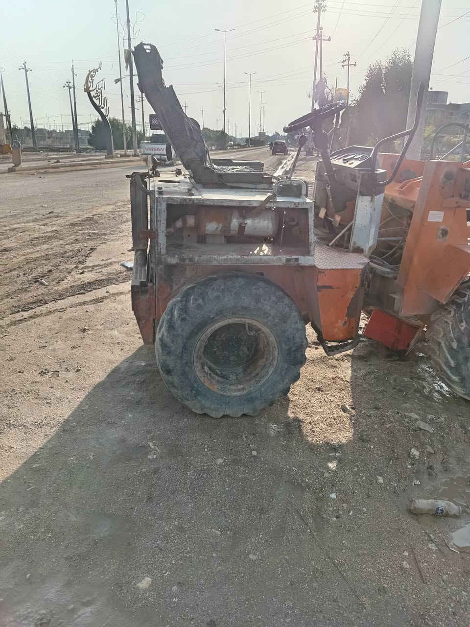 شفل هيتاشي للبيع حجم ٢٠ رقم قادسيه انكليزي بسمي المكان ديوانيه قضاء الشنافيه للتواصل ***********
