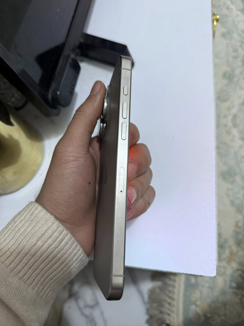 ايفون 15 برو ماكس
اللون سلڤر
ذاكرة 256
بطارية 87
نموذج M نسخه الاشرق الاوسط
خط واحد
كامل ملحقات(كارتونه،كيبل،كڤر،لزكه)
الجهاز على الفحص مكفول كفالة عامة من كلشي و نظيف ما مفتوح
  بلادي تفحصة وين ما تريد 
السعر ٩٥٠
مكاني الناصريه  للتواصل الاتصال على الرقم 

‏‭٠٧٨٠ ٥٨١ ٨٣٧٣
