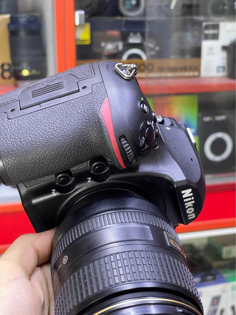 نظافة 100‎%‎Nikon 850 + عدسة 24.120
كارتونه و شاحنه و بطارية و حزام
شتر 68k
ضمان فحص يومين
سعرها مليونين و 50 الف
***********
مركز شدن بغداد بغداد, العراق
