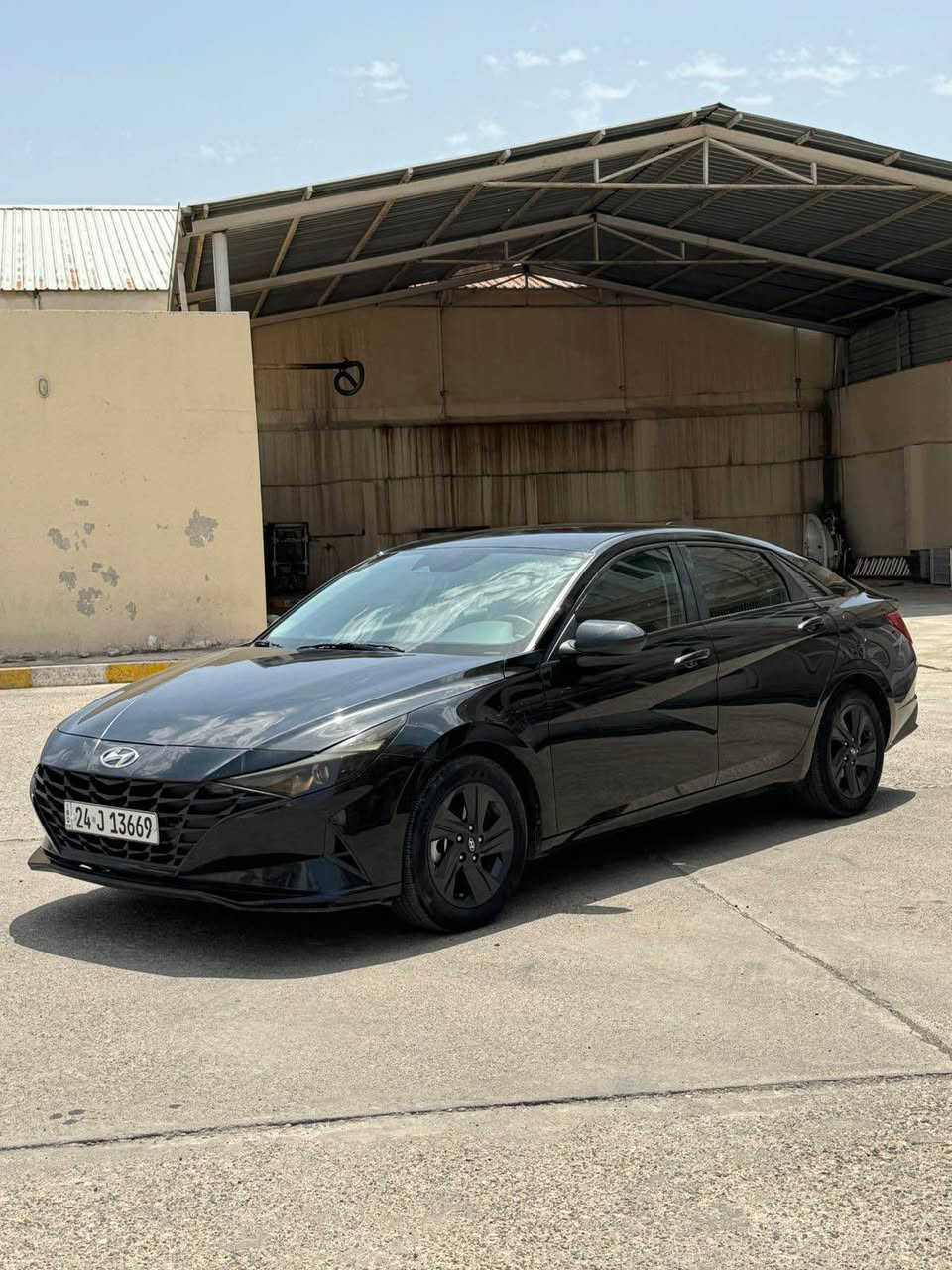 السلام عليكم

النترا موديل2022 

السعر 142ومجال قليل 🔥

عداد المسافة : 40 الف

حجم المحرك : 2.0L ( 4,سلندر ) دوش 🔴

سياره كامله و جاهزه عل وضع بلادى دينار مصرف ما بيها 

ملاحظة السيارة : ربع بولند صبغ  بدون دواخل 

ايرباك فقد استرن تاك راجع سيستم بلادي

سياره مرقم أربيل جهازه تريد تحويل وكاله شرط

 مـواصـفـات‏

‏‎شاشة كبير

بصمه وشغال 

اوتو هولد :    Auto Hold

اوتو ستارات : Auto Stard 

اوتو ستارات : Auto Stop‎

رادار امامي (تحديد مسار)

‏‎رادار جانبي (نقاط عمياء)

‏‎رادار خلفي (التحذير من الاصطدام)

‏‎حساسات امامي

‏‎حساسات خلفي 

نظام : Eco

نظام : Normal

نظام : Sport

تحكيم ستيرين

لايتات ليد وعدسة زينون 

بكلايتات LED

ويل كروم

وبعد هواية مواصفات…

‏‎تفاصيل اكثر الاتصال علی ارقام التاليه ‏

اتصل و تدلل 

واتساب ‏‎‏‎‏‎ 

☎️***********

عنوان📍عقره اكر, نينوى
