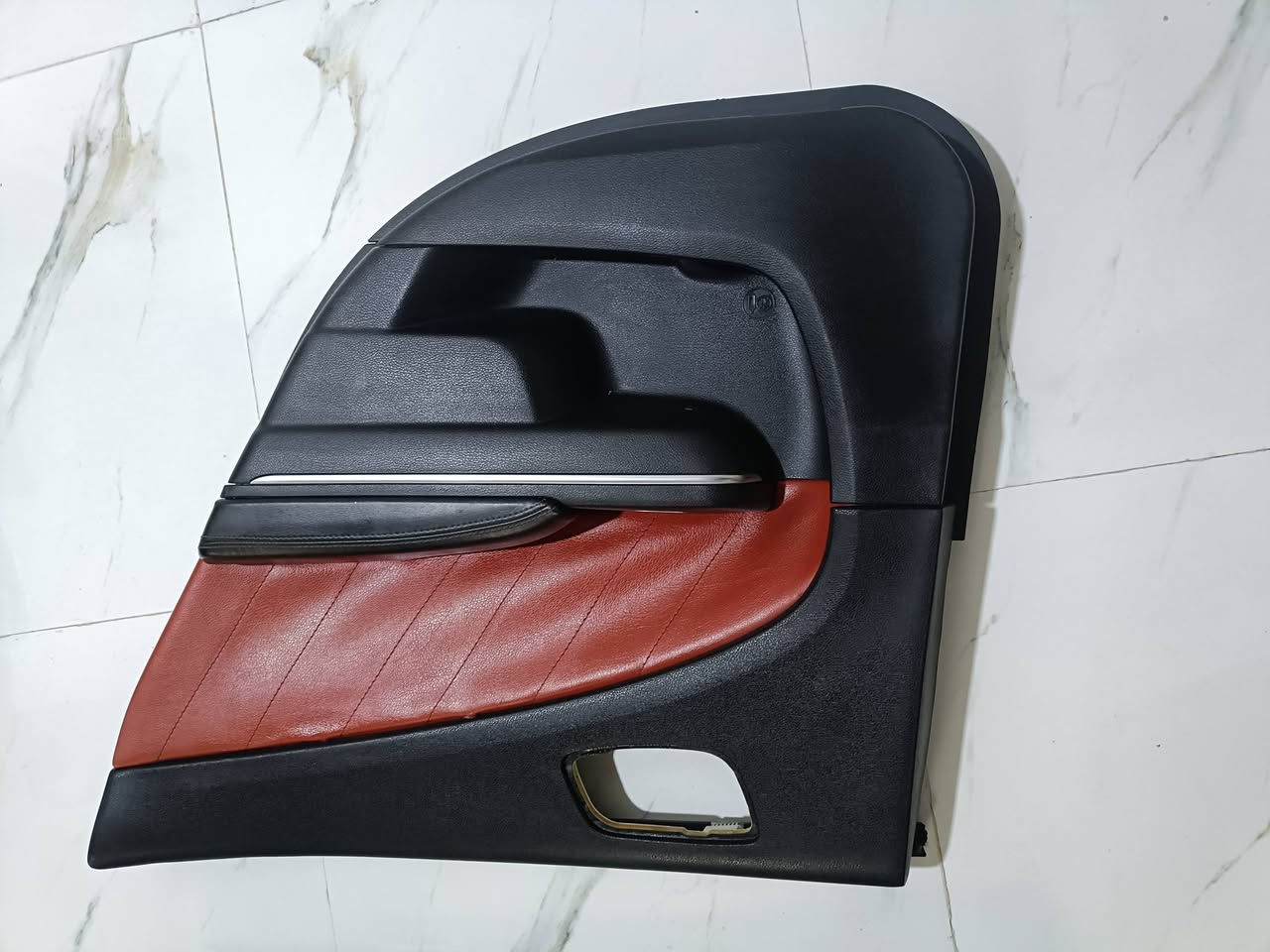 بطاين جارجر يرهمن من موديل 15_23 السعر 110+بيبان اثنين جهه السايق مصبوغات بدون شخوط للون فيلي السعر 200 موبايل ***********
