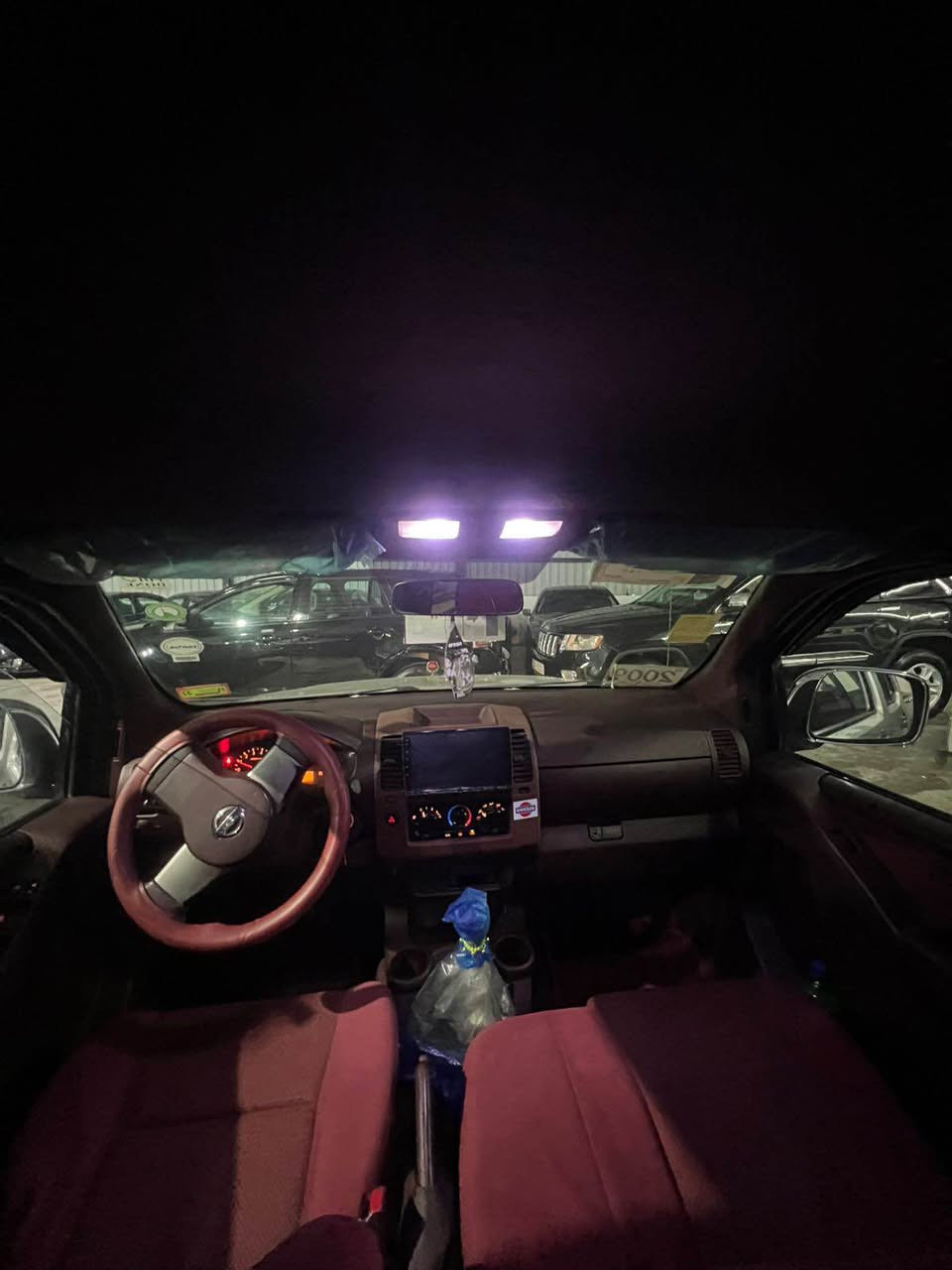 ناڤارا مؤديل ٢٠٠٨ بئ بؤياخ دوو په له ى بچوك بؤياخى هه يه سه نه وى تا ٢٠٢٧ تازه يه ره قه وو هه زه ى تازه يه مه كينه ى ئه وروپيو عه ينه و  كلاجى تازه يه مه كينه ى نه كراوه ته وه سيعرى ٨٢ گه لا قوفلى به ناوى خؤمانه وه ئه ناونيشان سليمانى.  ***********.  *********** السليمانية, العراق
