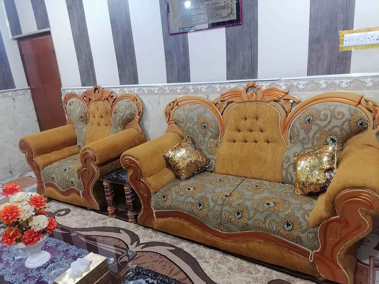 تخم ابو تاج خمس قطع ٨٥٠ مكاني البصره ***********٥
