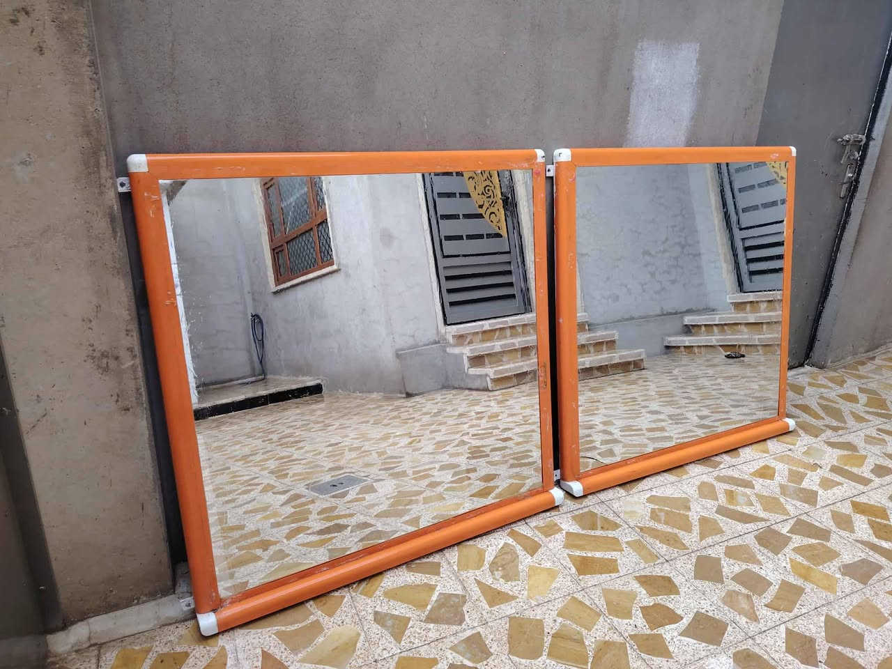 السلام عليكم مري للبيع الرقم ***********/***********
