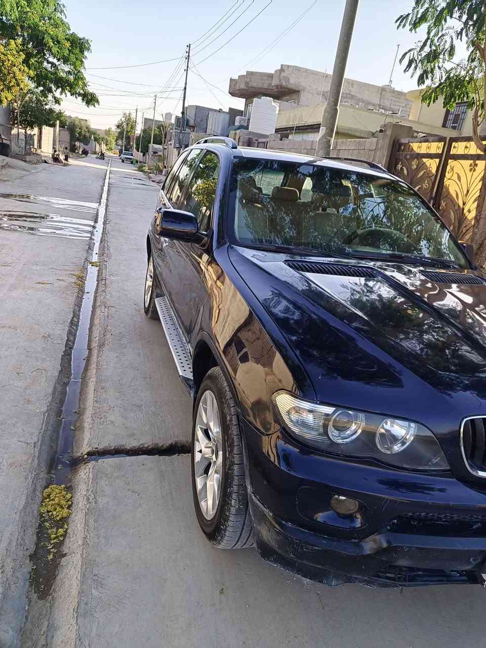 سلام عليكم اخوان x5e53بيع اومراوس حسب القناعه كير اومحرك جديد باتري جديد لايت زنون سياره خير من الله تبريد كامل منضومه مكاني بغداد خاتفين مصبوغه عام جماليه منوره الجراد بشرط وعندي صوره قبل الصبغ بدون ***********رقم سليمانيه
