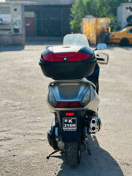 سلام عليكم سلفر ونج 400 نفخ  للبيع دراجة جديدة وحلوة عليهة إدامة كاملة مكفولة من الضربة و الصبغ سعرهة 14 ونص وبيهة مجال مكاني مدينة الصدر ***********
