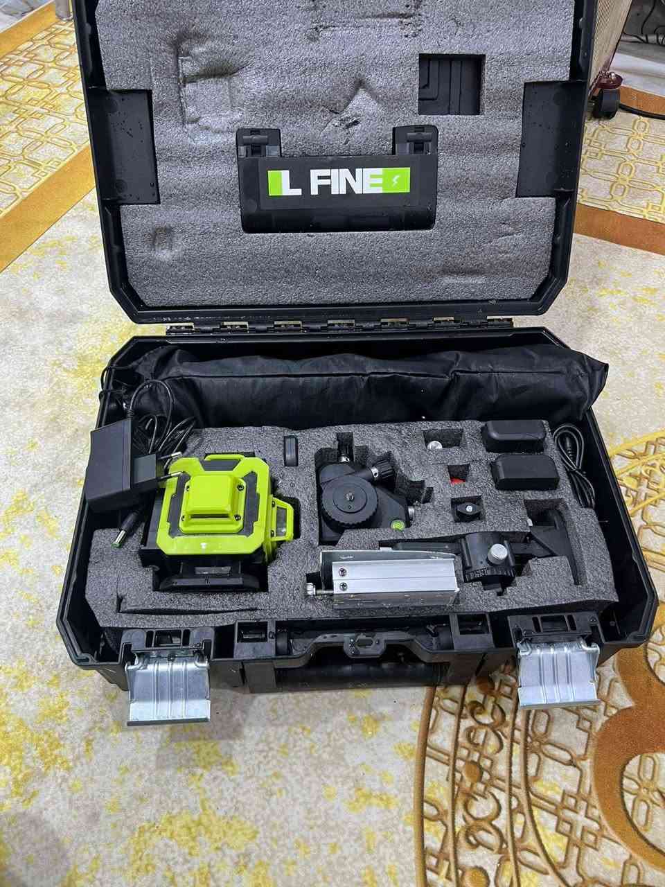 مكاني البصره تنومه صالحيه
ليزر اسخدام مره واحد السعر ٥٠الف وبي مجال 
كوسر شغال ماركه انجيكو السعر ٢٥الف فقط دكمه ضاله مشتغله ما تنطفي الرقم ***********
