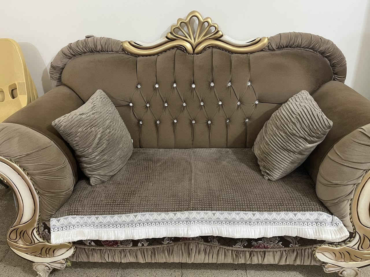 طخم ملكي تركي نظافه 80 بالميه السعر 550الف وبيه مجال


**إذا كنت صاحب هذا الإعلان وتريد حذفه لأي سبب، رجاءا أرسل رسالة إلى الدعم الفني**