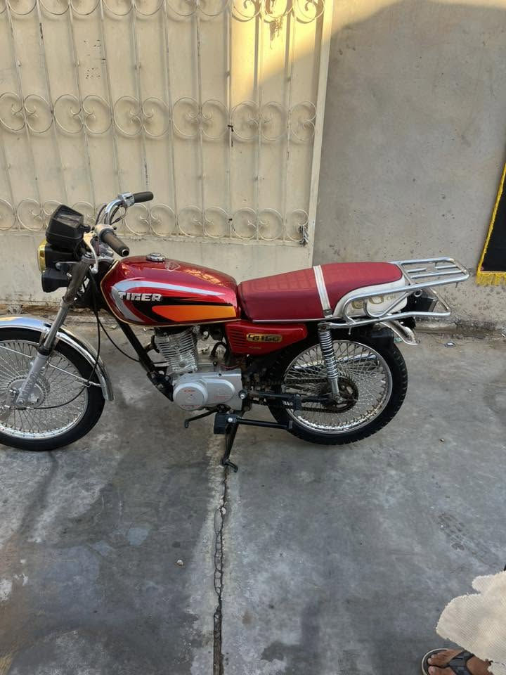 للبيع سعر 250مستعجل كلش مكان عزيزيه
***********
