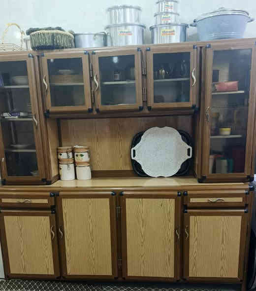 بسم الله كاونتر للبيع قطعتين فوك وجوه مستخدم قليل نظيف طول مترتين فوك وجوه ه//*********** مكاني العبيدي
