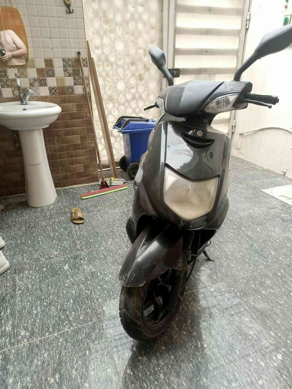 سلام عليكم سكنس نثيه دراجه كامله عوزهه بس كتف ايشاير وبيه لاستيك ولف هندر سلف كله شغال على كلام صاحبهه ممفتوحه السعر 300عنواني بغداد زعفرانيه رقم الهاتف ***********واتساب
