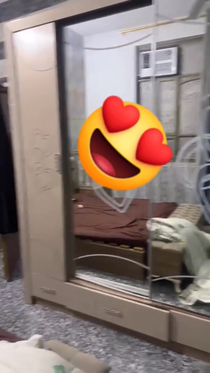 كنتور + ميز تواليت الكنتور زلغ ممزلوغ اذا عجبنك كل الهلا وهاذ رقمي ***********
