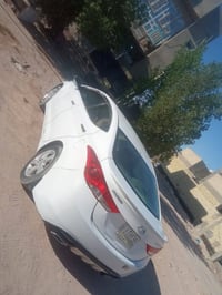 هيونداي • إلانترا • للبيع