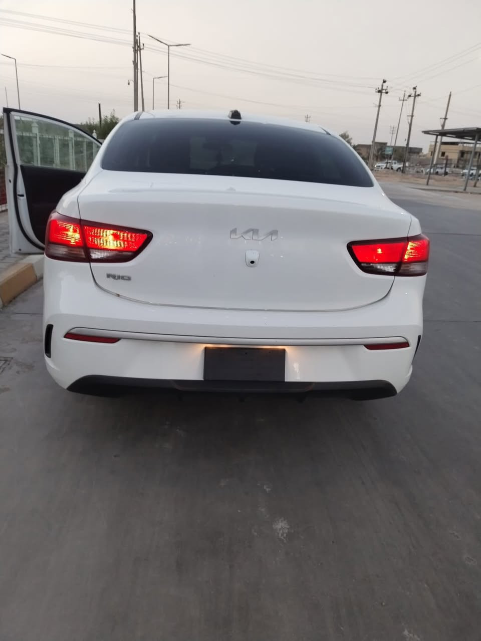 سلام عليكم 
كيا ريو مديل 2023
معوقين بصره وكاله عامه 
سياره جاهزه وجديده بلكارتون 
مكاني البصره ابو صخير 
سعر 132 بيهه مجال 
الاستفسار ***********
