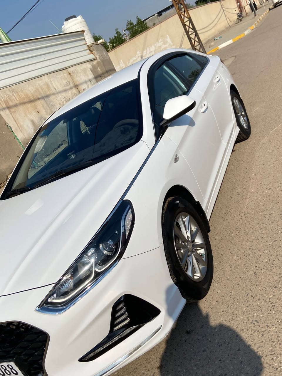 السلام عليكم
سوناتا وارد كوري 
كفالة عامه 
موديل 2023 
السياره غاز 
رقم بصرة 
السياره جاهزه من كلشي 
مكان السيارة البصرة - الفاو 
للاتصال ***********
