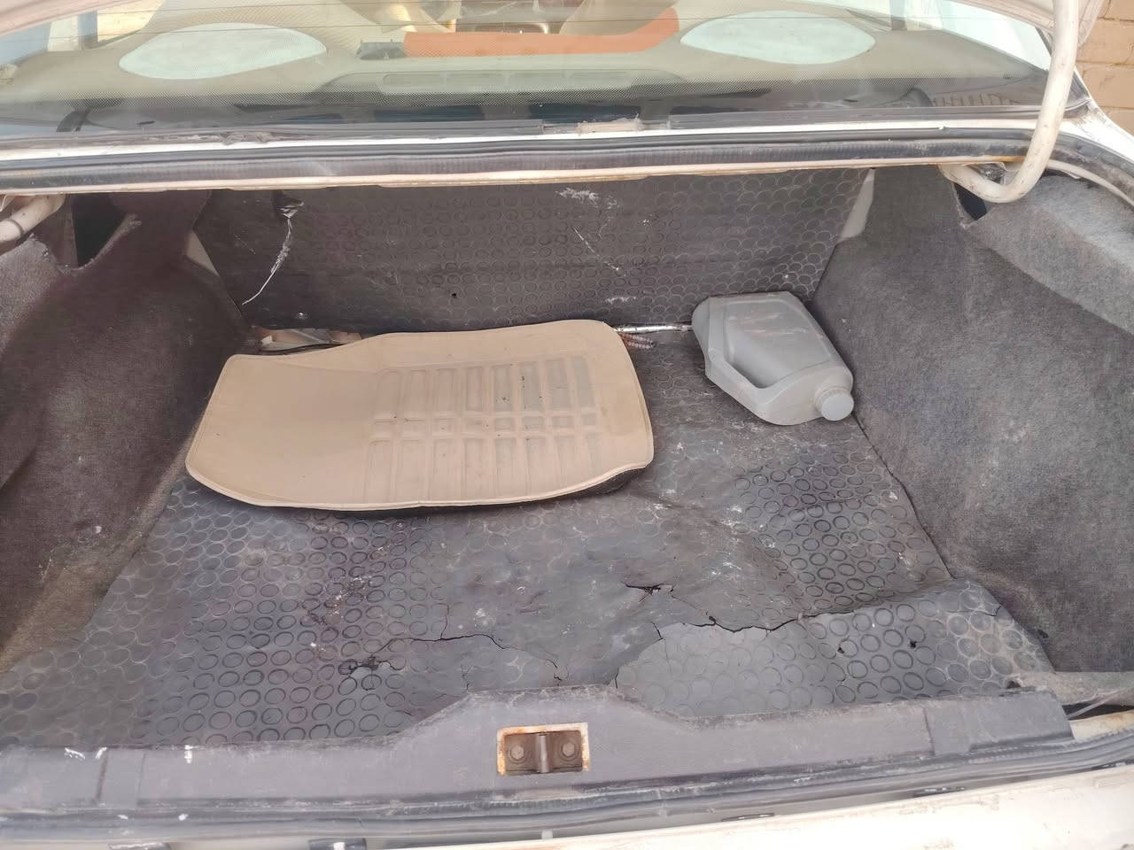 سمند موديل 11سياره جاهزه ماذب عليه ربع مال جناي كير محرك مكفولات رقم واصط مالكه برميثه  السعر 28  تبريد عاطل مكان السياره الرميثه صيطره العارظيات  ***********  ***********
