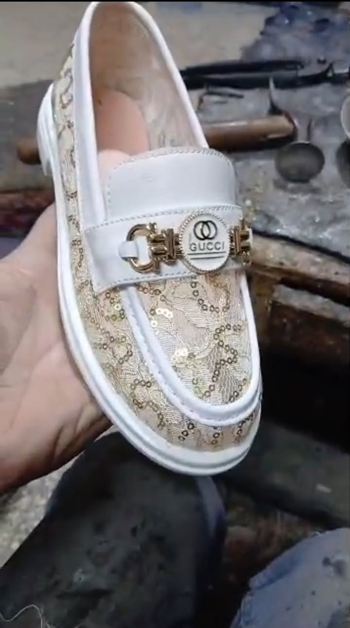 سبورة نسواني غربول . تعبئة 8
لطلب الجملة واتس .
0988105698


**إذا كنت صاحب هذا الإعلان وتريد حذفه لأي سبب، رجاءا أرسل رسالة إلى الدعم الفني**