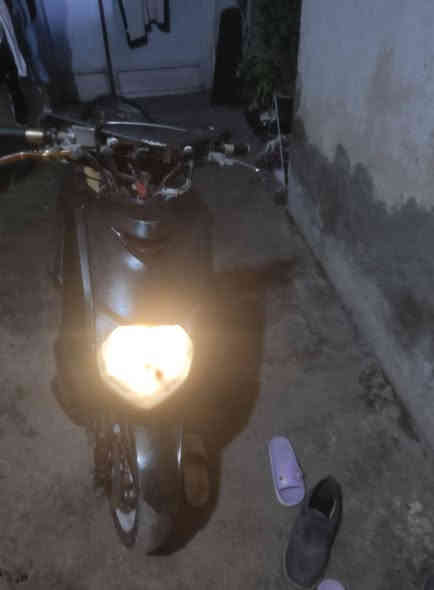 سكنس نثيه شغاله محركه نظيف سلف السعر 150 بغداد***********
