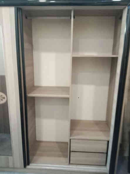 غرفة نوم للبيع مع شد ونقل ودوشك واصل للبيت سعر 500 للتواصل ***********
