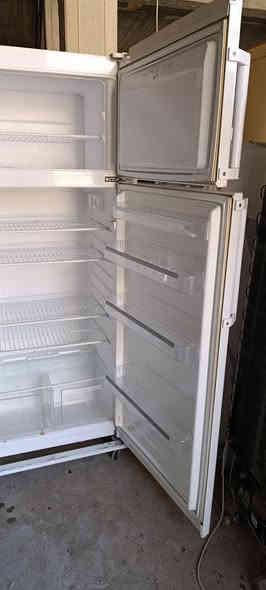 سلاوی خوداتان لێبێت سەلاجەی زۆر زۆر خاوێن بۆ فرۆشتن مارکەی ڤیستێل  قەیاسی 18 قەدەمە  هەر   بەرێزێک خوازیارە پەیوەندی بکات یا خود نامە بنێریت 
***********
***********
تێ بینی ناو نیشام سۆران بەرزێوە
