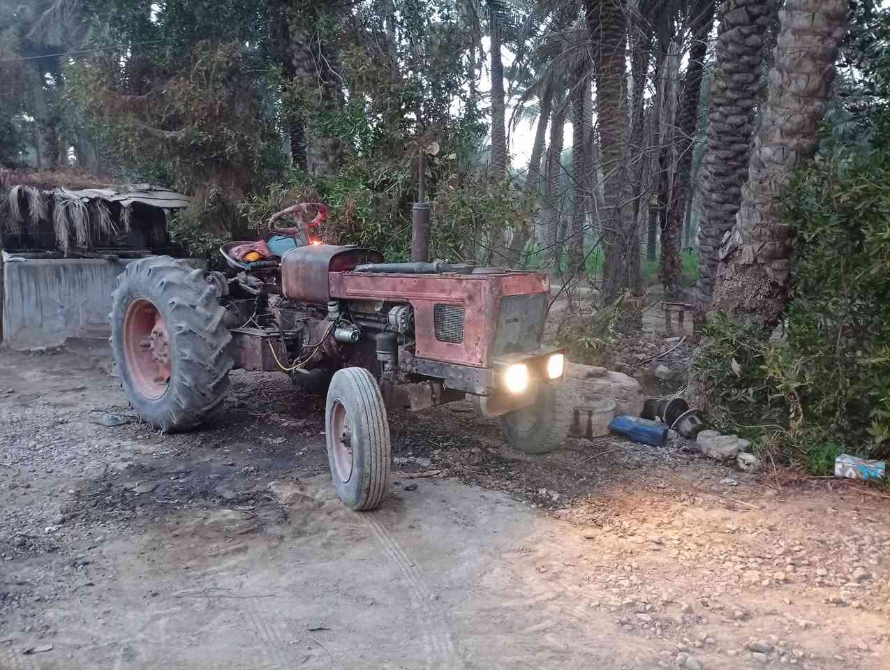 مكينه عنتر ٨٦ بدون كامله محرك كير جهاز رفع بم نكره سلف بريك بدون جاملغات مناسبه مليونين وربع مكانها بابل خيكان الغربي 
***********
***********
