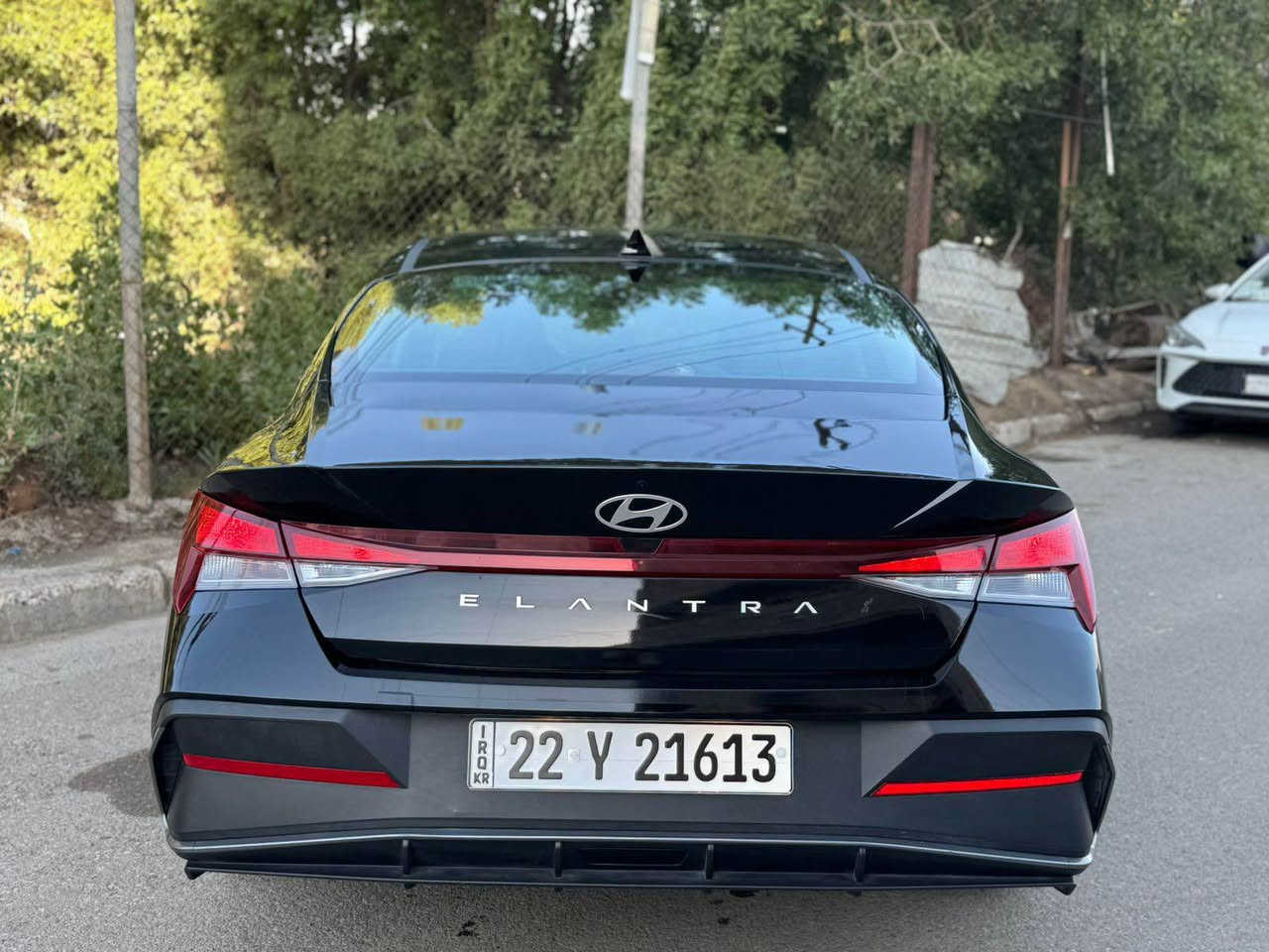 سلام عليكم 
النترا 2024 شكل الجديد 
رقم اربيل تحويل او وكاله 
حادثه فقط حافه لبنيد لا غير بدون دواخل ابد 
ماشيه 12 ميل 
مواصفات اعتياديه مال النترا المعروفه 
بسعر 152$ وبيه مجال 
موبايل *********** 
مكاني بغداد جديده بغداد, العراق
