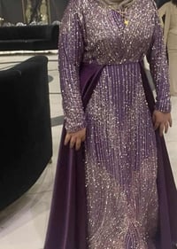 مقاس ٤٢ • خياط