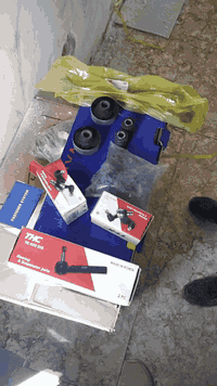 اكسنت وريو 2012 2017
مكان بغداد الحسينيه الراشديه مقابل مستشفى التركي 

كل انواع السيارات كوريه 
ستفسار ***********
