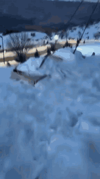 أجواء بيضه تخبل من قلب جبل كورك الثلجي ❄️😍
عيشوا سحر الشتاء وروعة الثلوج ويانا، لحظات ما تنسى وضحكة من القلب 🥰
من محافظة أربيل وتحديداً من تلفريك جبل كورك الثلجي ♥️
مكان يخطف الروح ومناظر ترد الروح 🌨️✨
لا تنسون الحجز على رحلة يوم الثلاثاء ليلاً
⏰ 4 أيام فقط بـ 85 ألف

سارعوا بالحجز من الآن قبل نفاذ المقاعد 🚨

📞***********

#رحلات_القمة ✈️❄️
