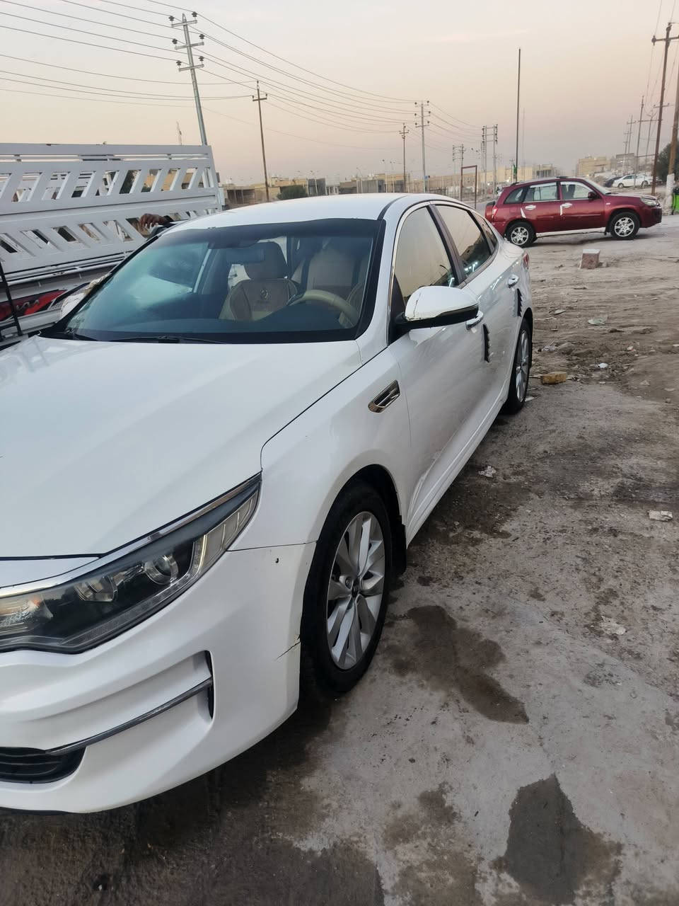 السلام عليكم
كيا أوبتيما وارد أمريكي موديل 2016للبيع أو مراوس
فئة fe ومعروفة مواصفاتها 
مودات قيادة (نورمل ،ايكو،سبورت)
تحديد مسار 
مثبت سرعه 
مانع انزلاق 
مانع اصطدام 
رادارات جانبي وأمامي وخلفي 
السيارة ماشيه 140 ميل حقيقي 
السيارة  ايدنا كير ومحرك خير من الله 
حدادية جديدة 
رقمها بغداد  دولي 
حره ب اسمي
السعر 128 وبيها مجال 
مكان السيارة الناصرية مركز 
للاستفسار الاتصال على *********** واتساب
